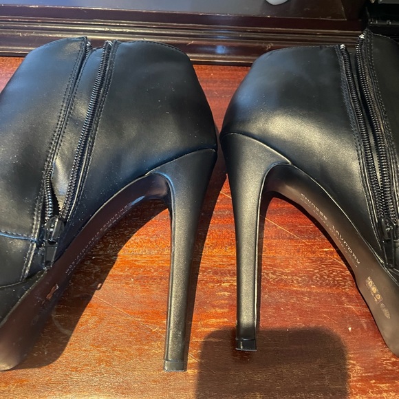 Chinese Laundry boots size 10 - Picture 3 of 8